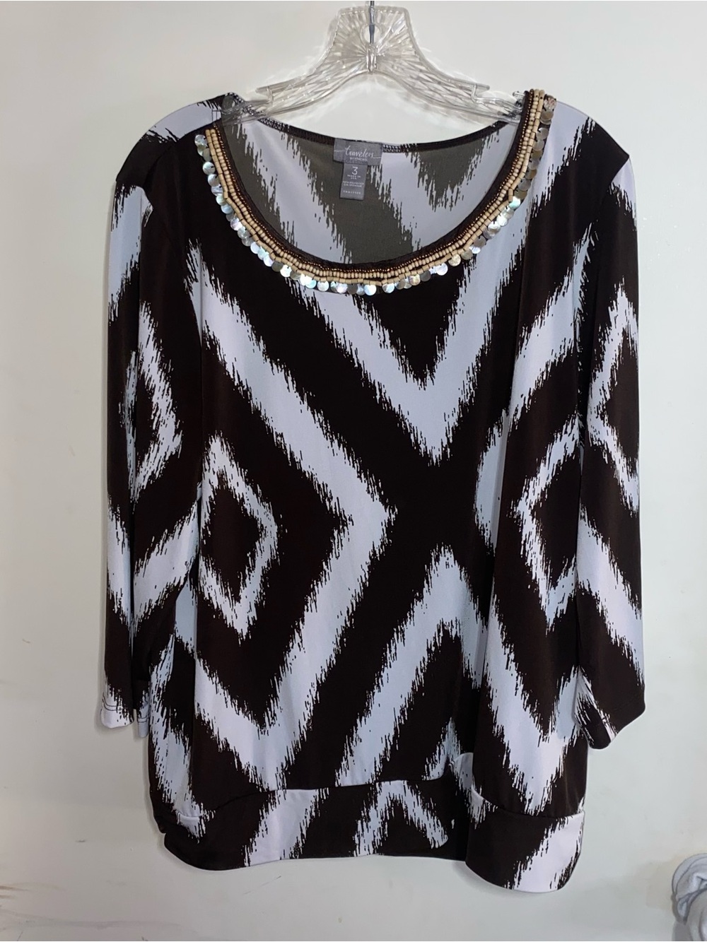 Chico's Travelers top 3\4 sleeves bead mother of pearl shell trim Sz 3 (XL 16/18